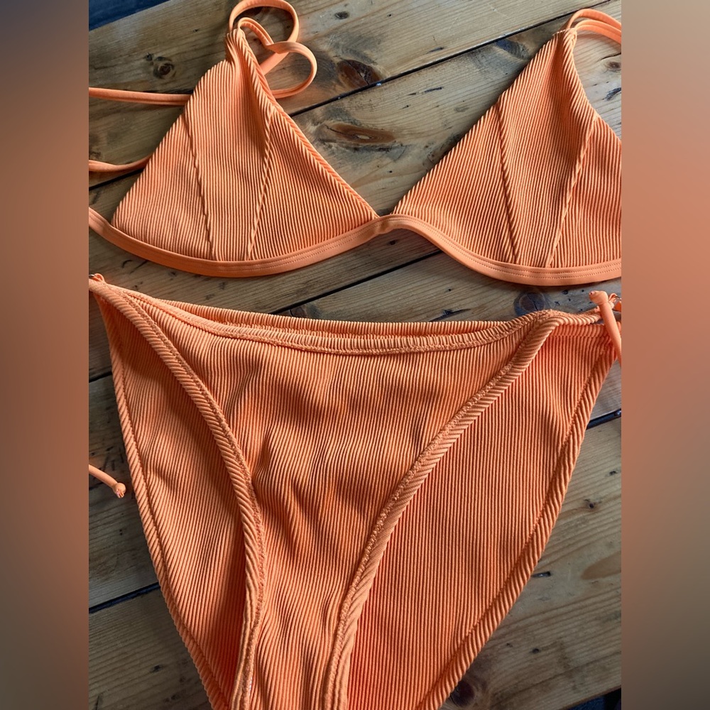 Kulani Kini Ateo piece bikini